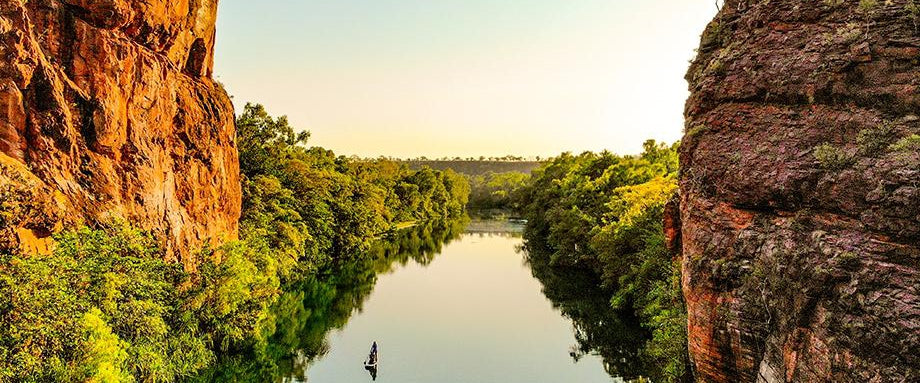 Paddleboarding Queensland, Boodjamulla National Park