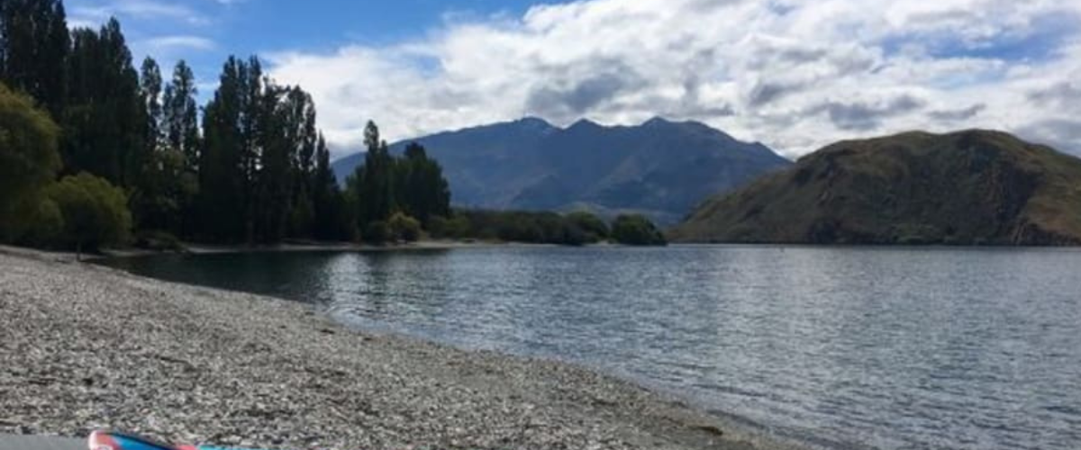 Explore Lake Wanaka by Stand-up Paddleboard