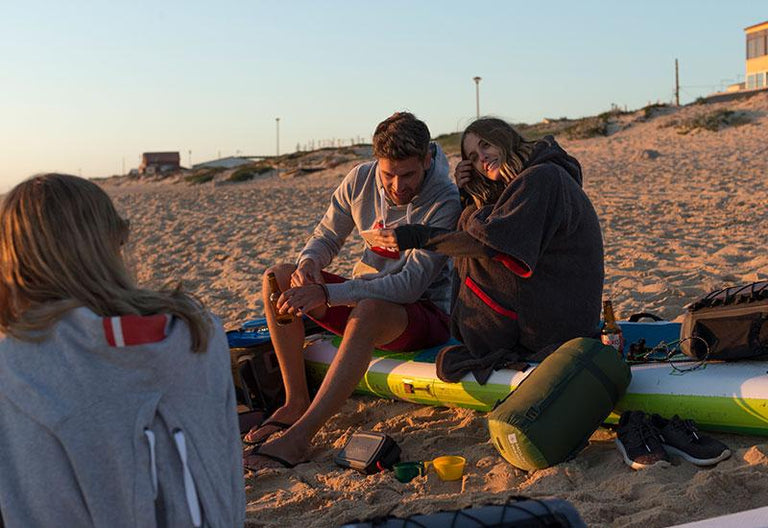 How To Plan The Perfect Beach Picnic