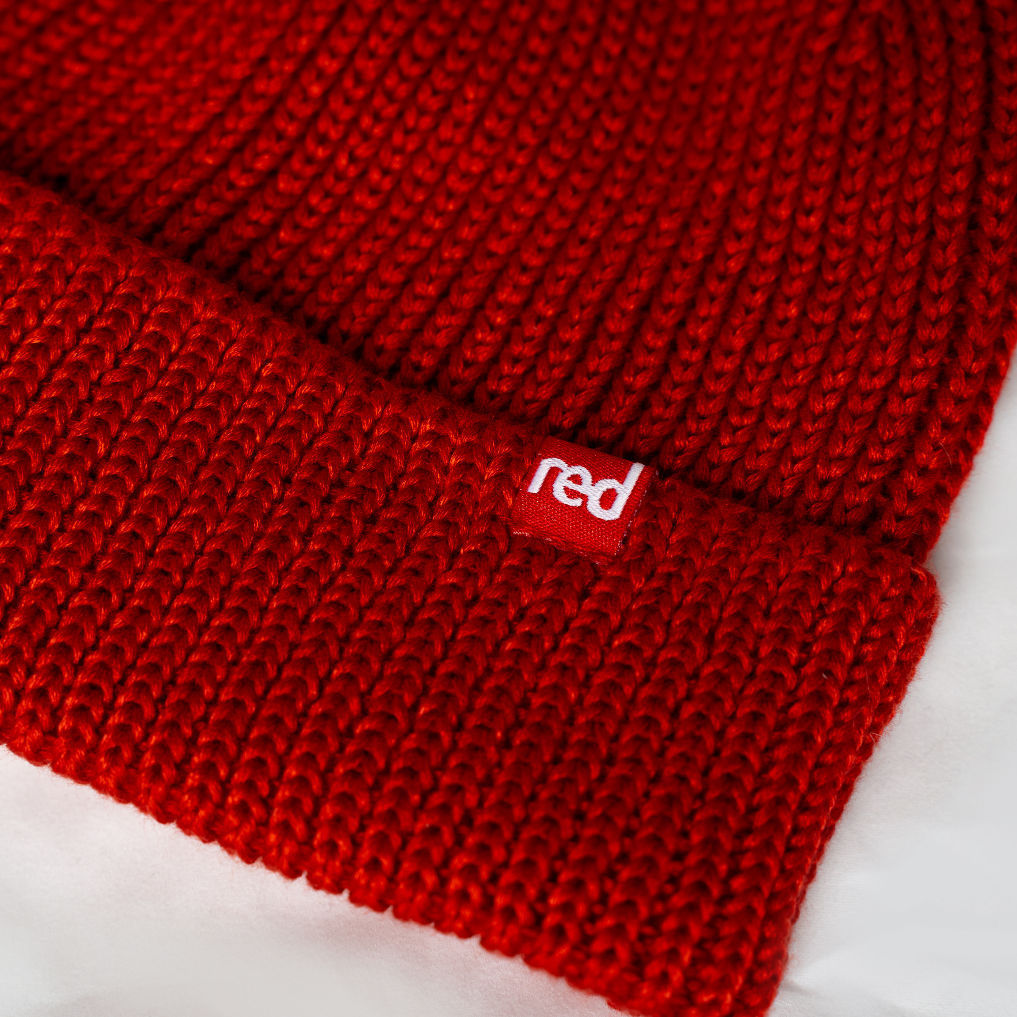 Eddy Recycled Polyester Beanie Hat - Red