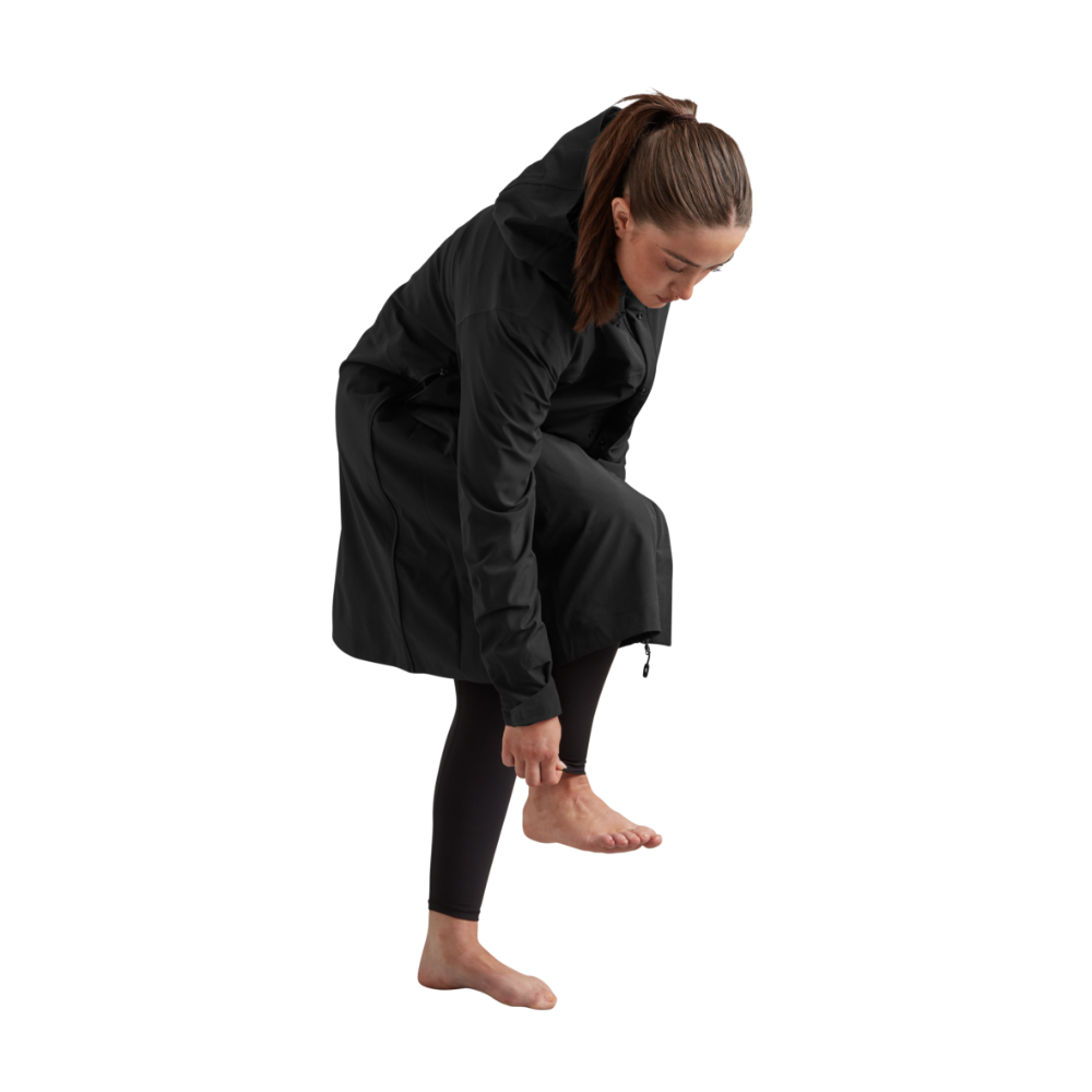 Women's Pursuit Waterproof Lightweight Changing Robe Jacket - Obsidian Black