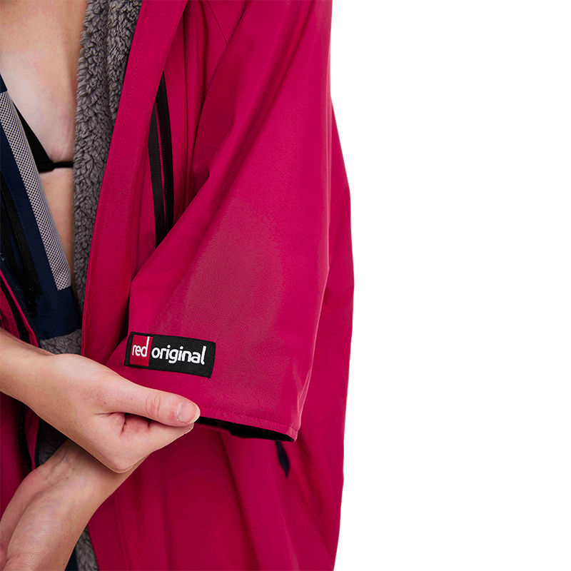 Women's Short Sleeve Pro Change Robe EVO - Fuchsia